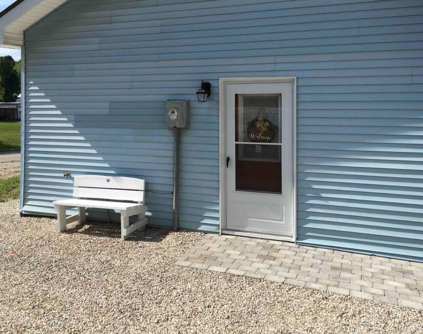Caddy Corner Has A Hot Tub Just Outside Of Town Villa French Lick Exterior foto